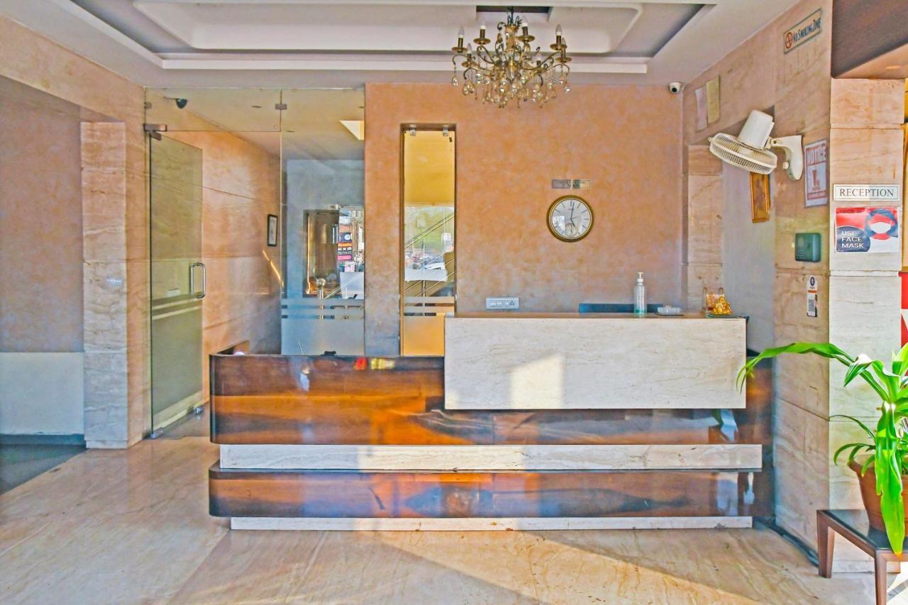 Townhouse 900 Hotel Surya Palace Bhilai Esterno foto
