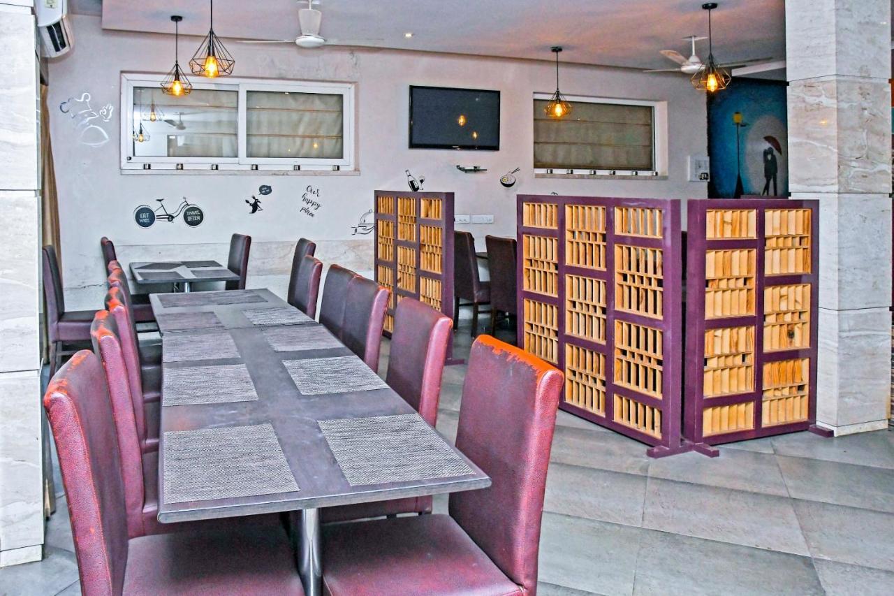 Townhouse 900 Hotel Surya Palace Bhilai Esterno foto