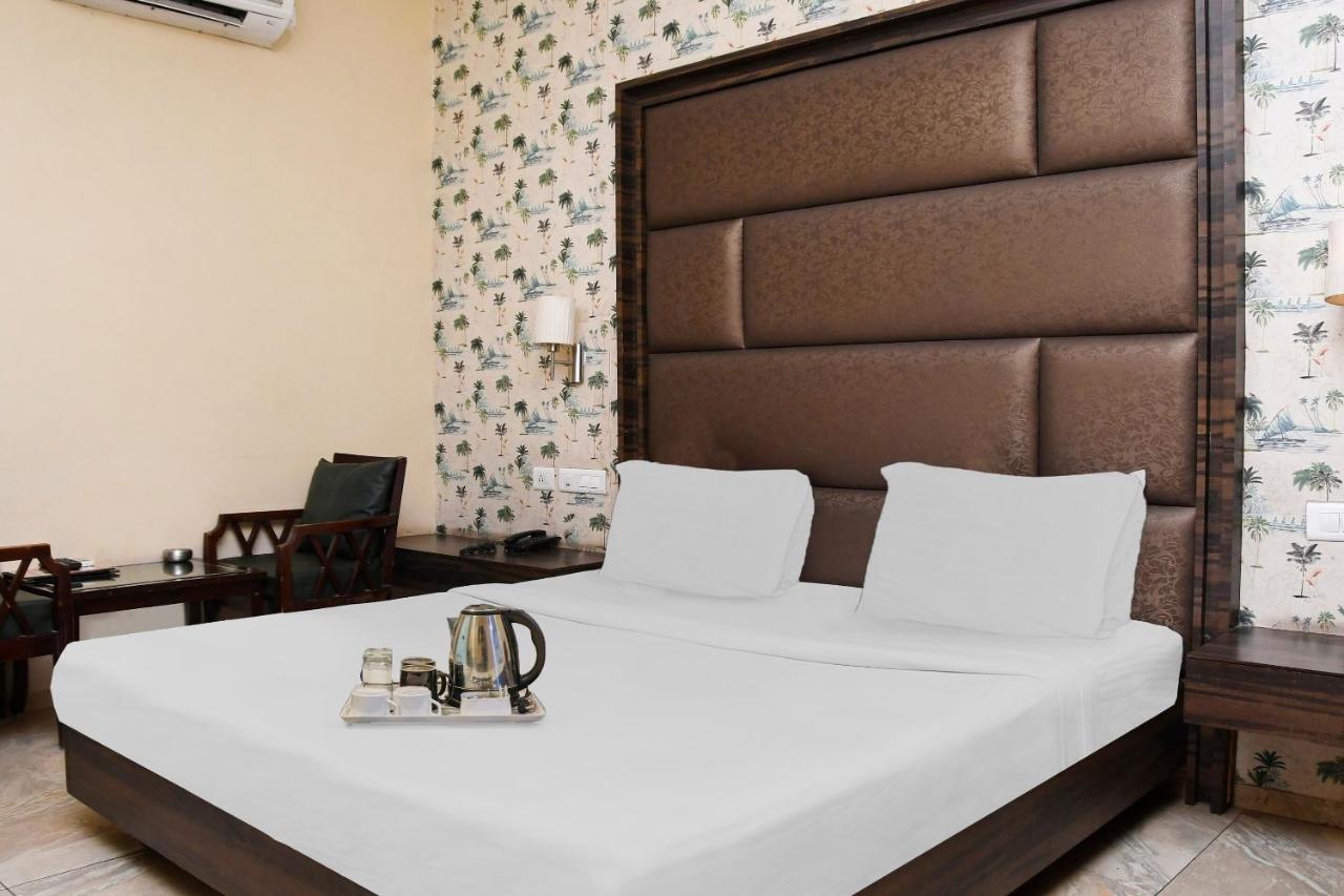 Townhouse 900 Hotel Surya Palace Bhilai Esterno foto