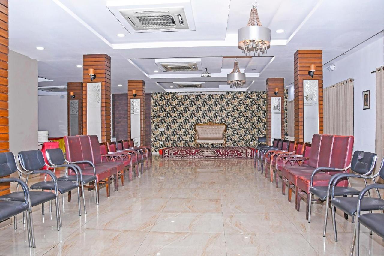 Townhouse 900 Hotel Surya Palace Bhilai Esterno foto