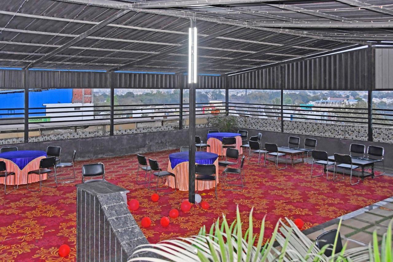 Townhouse 900 Hotel Surya Palace Bhilai Esterno foto