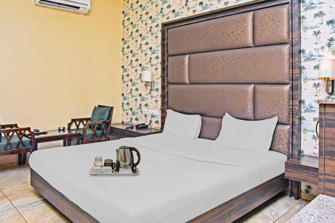 Townhouse 900 Hotel Surya Palace Bhilai Esterno foto